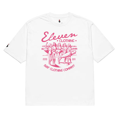 GIRLS SURFING